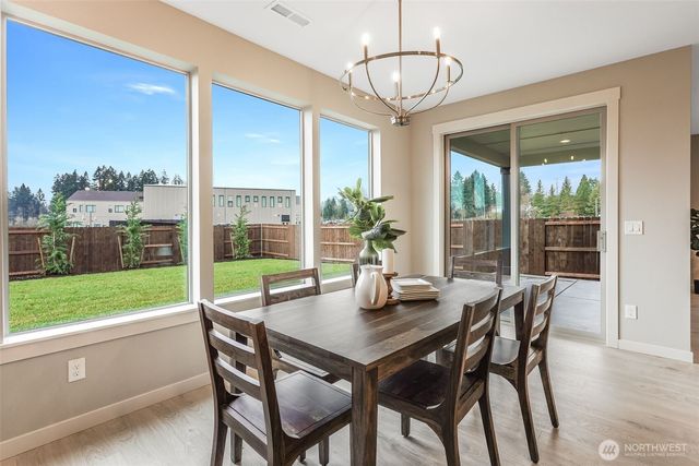225 E 24th Avenue, La Center, WA 98629