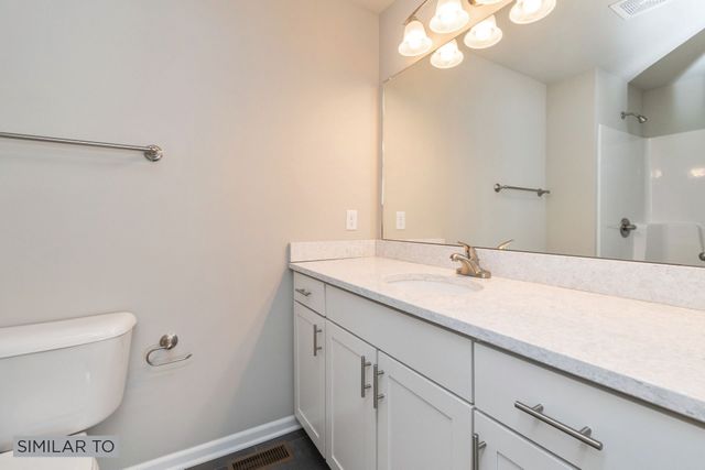 606 NE Winding Trail Lane, Ankeny, IA 50021