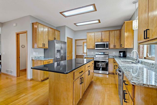 17126 Jonathan Court, Lakeville, MN 55044