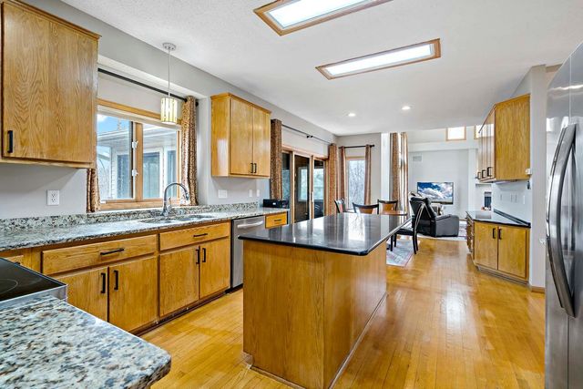 17126 Jonathan Court, Lakeville, MN 55044