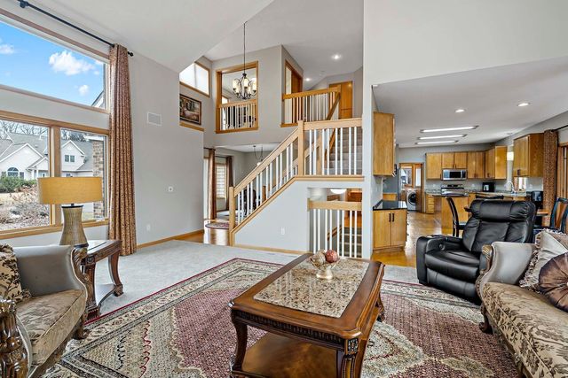 17126 Jonathan Court, Lakeville, MN 55044