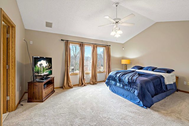 17126 Jonathan Court, Lakeville, MN 55044