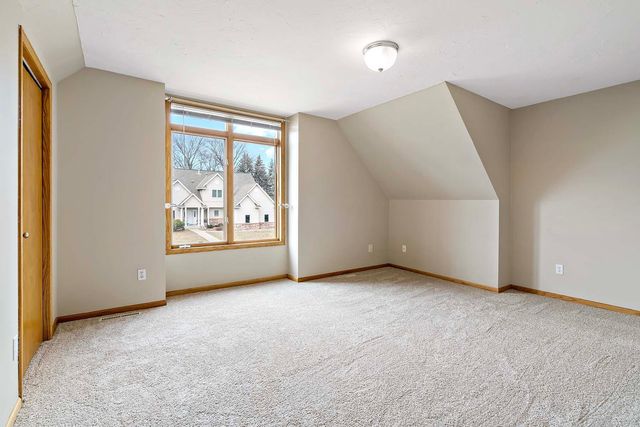 17126 Jonathan Court, Lakeville, MN 55044