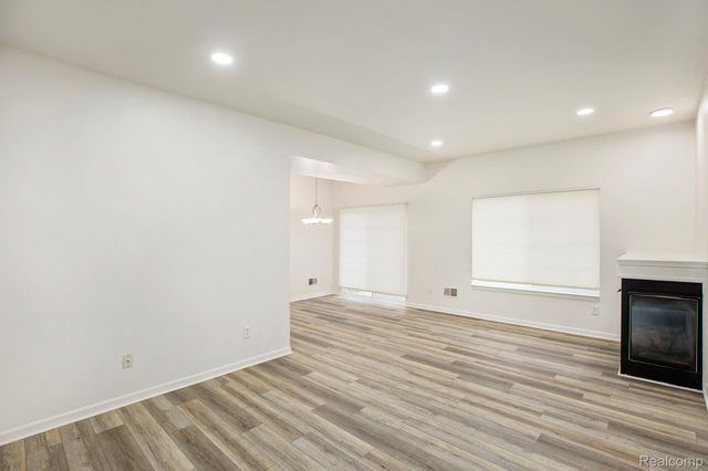 2231 Marissa Way, Shelby Charter Township, MI 48316