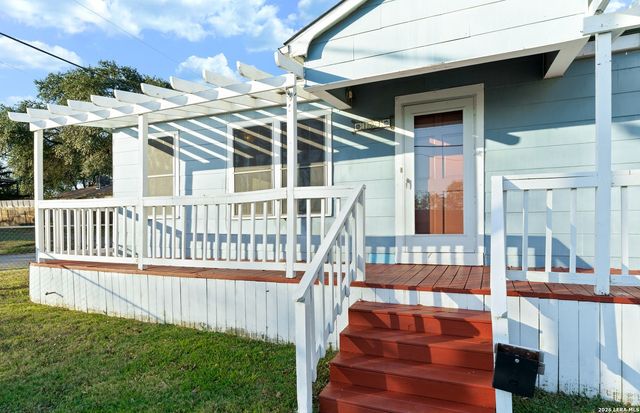 103 Cosgrove Street, San Antonio, TX 78210
