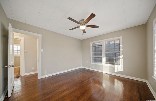 103 Cosgrove Street, San Antonio, TX 78210