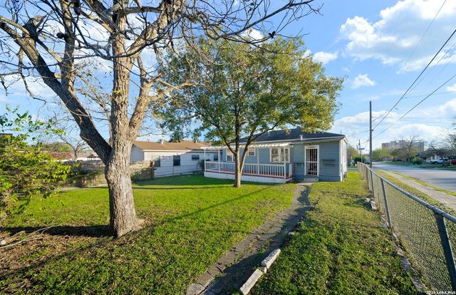 103 Cosgrove Street, San Antonio, TX 78210