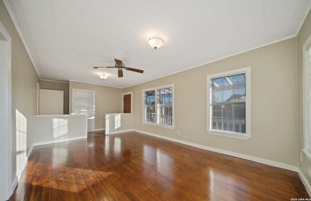103 Cosgrove Street, San Antonio, TX 78210