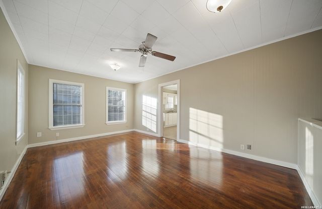 103 Cosgrove Street, San Antonio, TX 78210