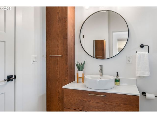 361 Nw FRANK JOHNS Rd, Stevenson, WA 98648