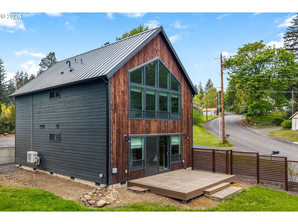 361 Nw FRANK JOHNS Rd, Stevenson, WA 98648