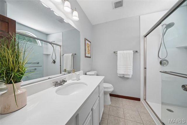 1516 Strawberry Glen Court, Ballwin, MO 63021