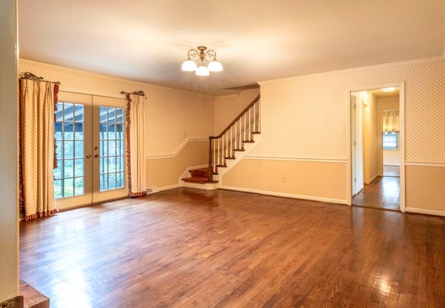 2092 Bridgeport Drive, Lexington, KY 40502