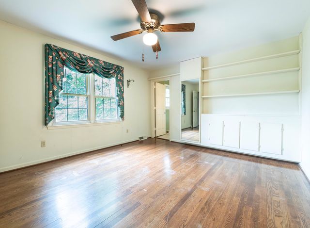 2092 Bridgeport Drive, Lexington, KY 40502
