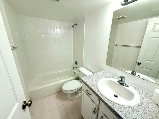 1105 Bahama Bend B1, Coconut Creek, FL 33066