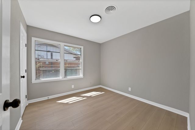 1617 Grantland Circle, Fort Worth, TX 76112