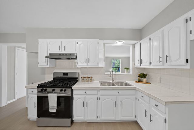 1617 Grantland Circle, Fort Worth, TX 76112