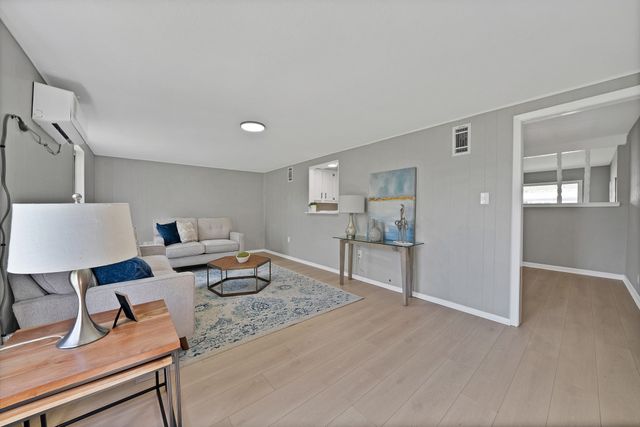 1617 Grantland Circle, Fort Worth, TX 76112