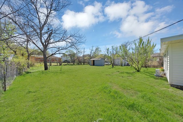 1617 Grantland Circle, Fort Worth, TX 76112