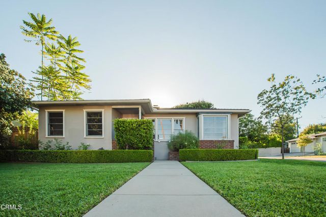 1547 Coolidge Avenue, Pasadena, CA 91104