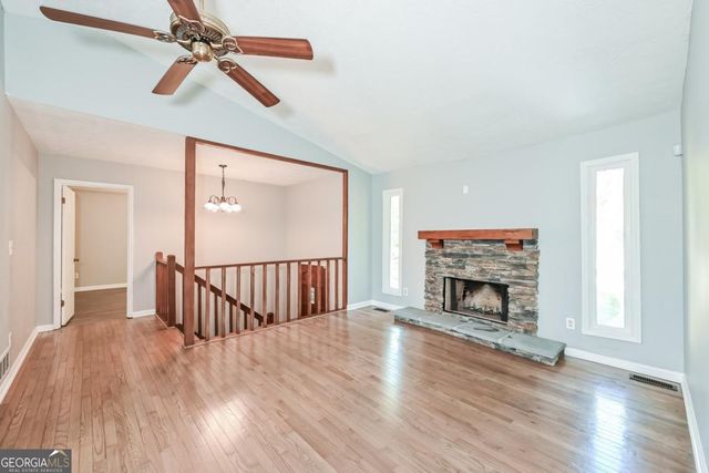 3039 Jonathan Court, Snellville, GA 30039