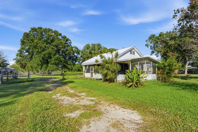 3765 SW 13th Terrace, Okeechobee, FL 34974