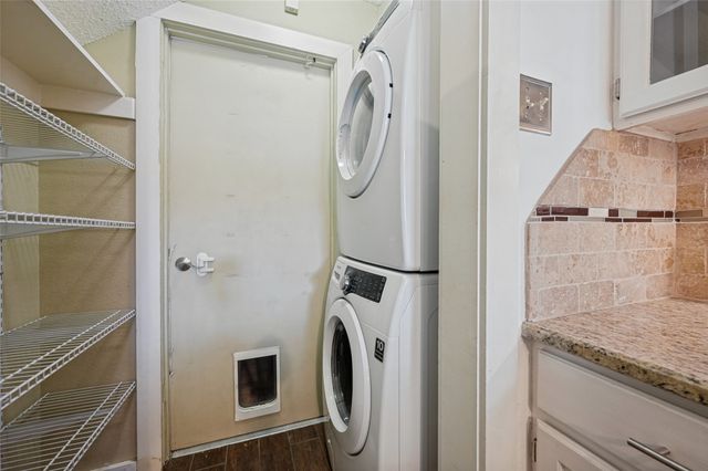 5505 Live Oak Street 105, Dallas, TX 75206