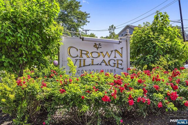 100 Crown Court 471, Edgewater, NJ 07020