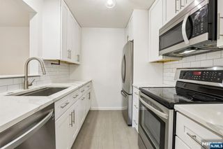 100 Crown Court 471, Edgewater, NJ 07020