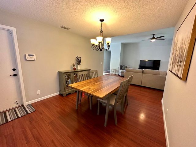 1000 Lake Breeze Drive, Wellington, FL 33414