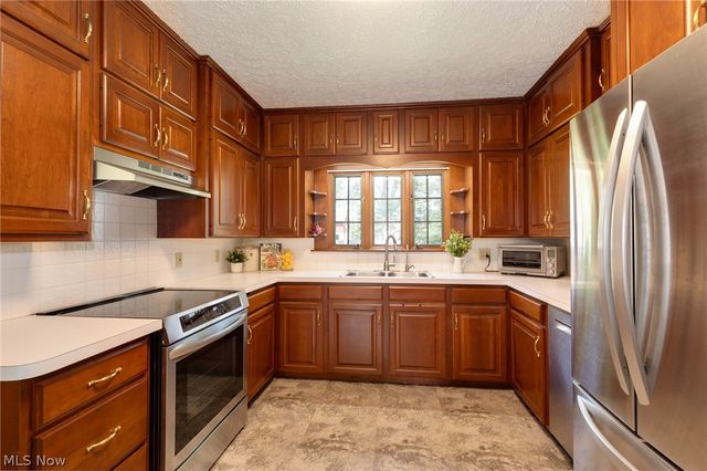 125 Frederick Street, Doylestown, OH 44230
