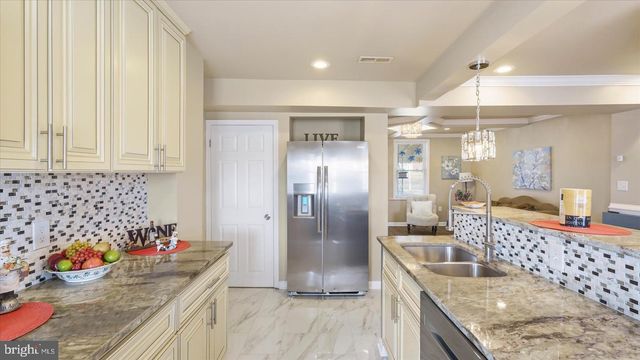 5427 THE ALAMEDA, Baltimore, MD 21239