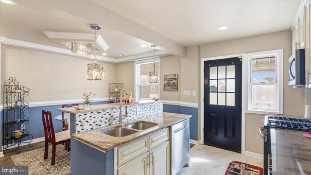 5427 THE ALAMEDA, Baltimore, MD 21239