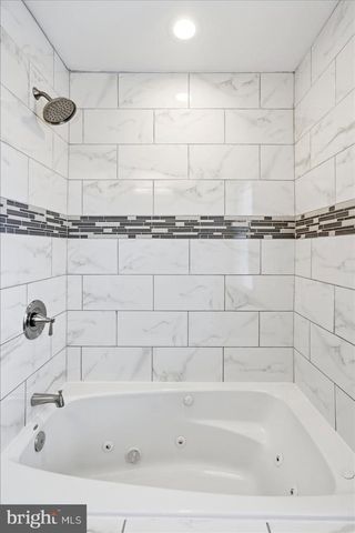 5427 THE ALAMEDA, Baltimore, MD 21239