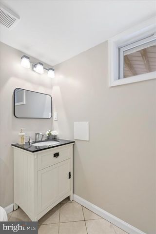 5427 THE ALAMEDA, Baltimore, MD 21239