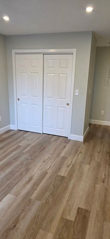 284 N Main St 4, Mansfield, MA 02048