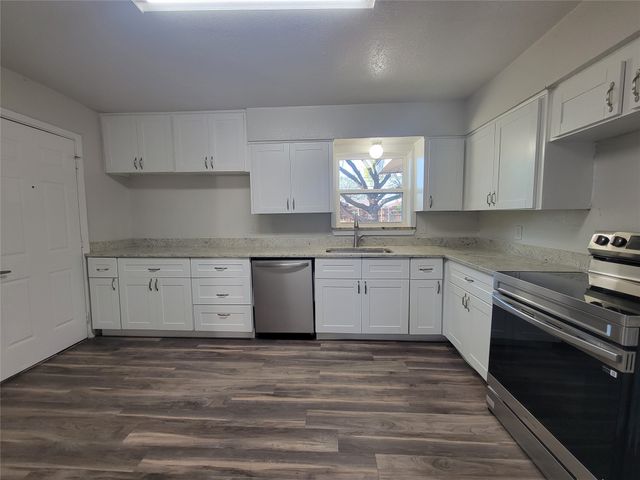 1335 Richard Street, Mesquite, TX 75149