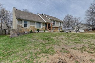 1601 SW 22nd Street, Blue Springs, MO 64015