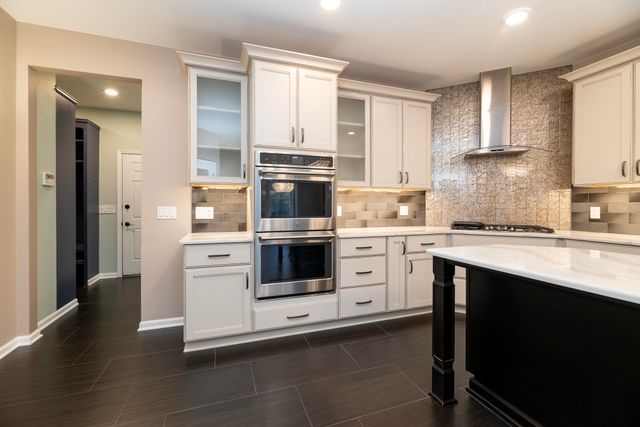 10720 W L Avenue, Kalamazoo, MI 49009