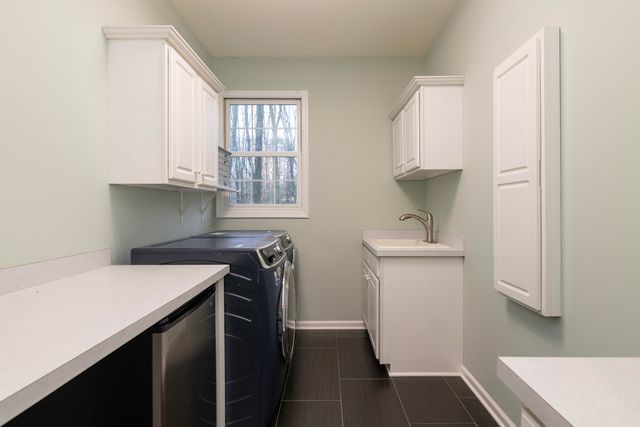 10720 W L Avenue, Kalamazoo, MI 49009