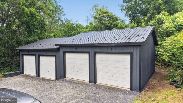 670 SUSQUEHANNA TRL, Northumberland, PA 17857