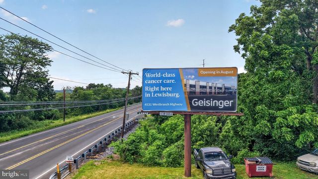 670 SUSQUEHANNA TRL, Northumberland, PA 17857