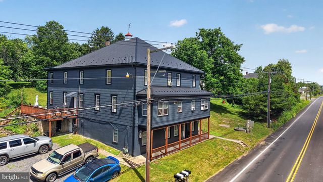 670 SUSQUEHANNA TRL, Northumberland, PA 17857
