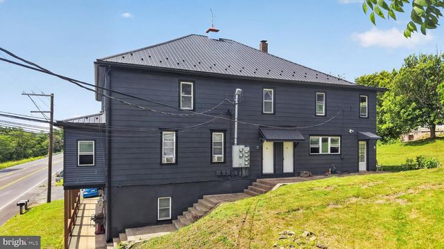 670 SUSQUEHANNA TRL, Northumberland, PA 17857