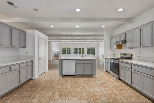 992 Mira Grande, Palm Springs, CA 92262