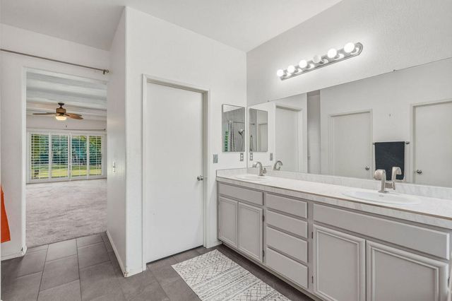 992 Mira Grande, Palm Springs, CA 92262