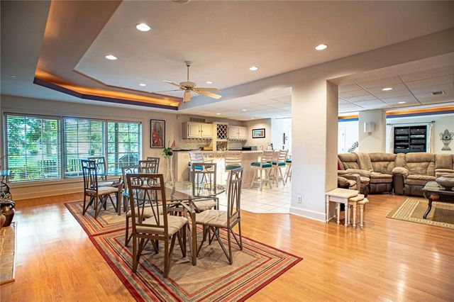 12668 Sherwood Drive, Leawood, KS 66209