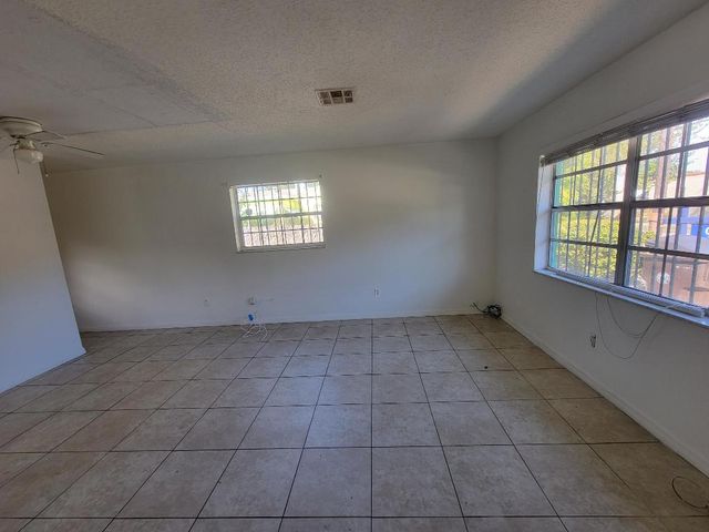 4901 Spruce Avenue SE, West Palm Beach, FL 33407