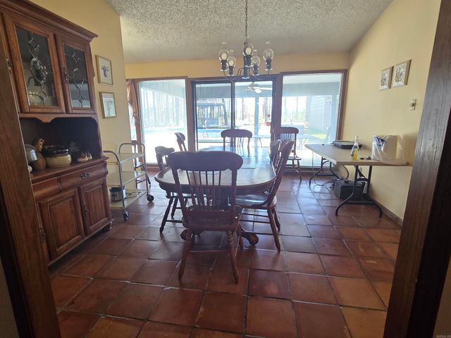 8408 Griggs Rd, Pine Bluff, AR 71603