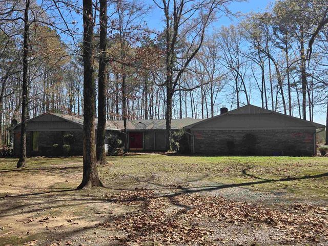 8408 Griggs Rd, Pine Bluff, AR 71603